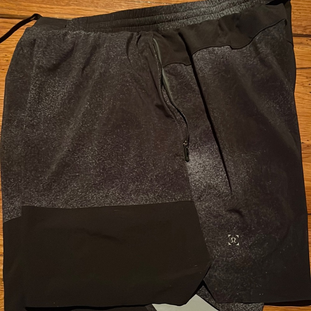 Lululemon Switch Up Short 7”